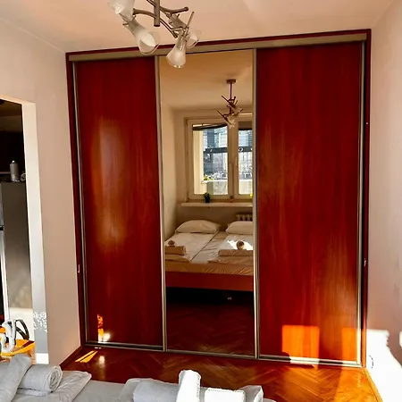 Urbankey Apartment Warschau